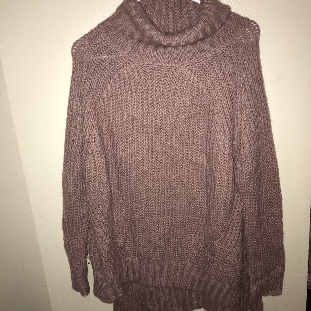Turtle neck sweater